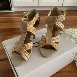 Beige strapped heels: beautiful & elegant